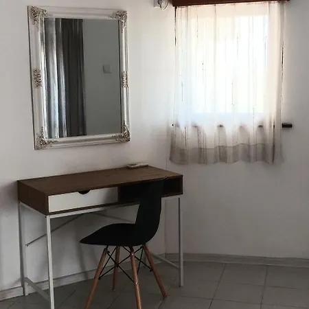 янакиев Къща за гости 3*