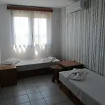 Ianakiev 3*